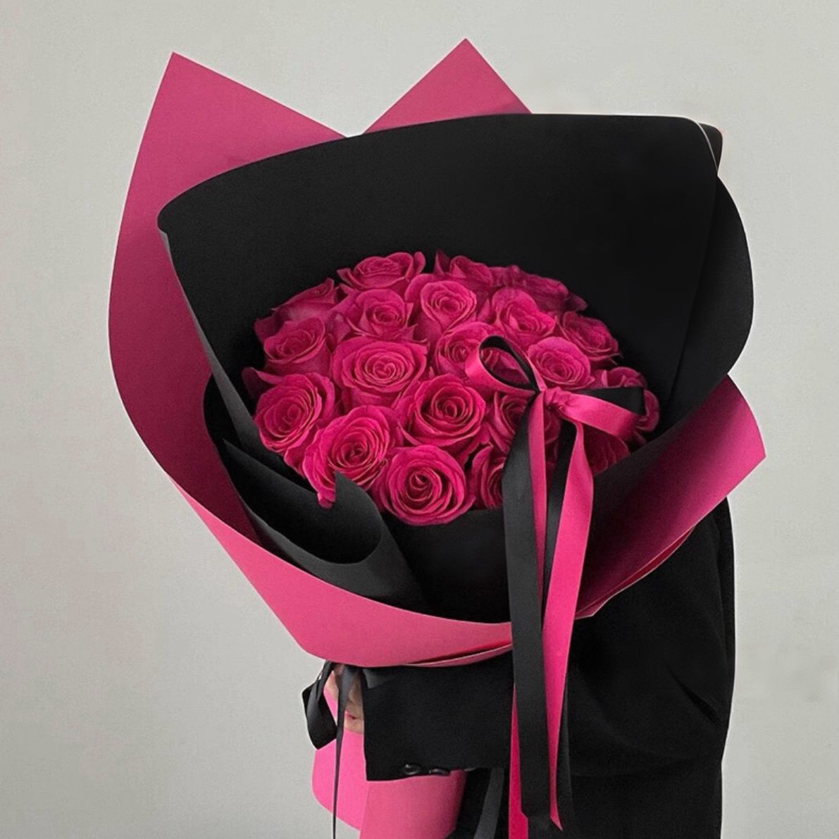 Lisa's Bouquet – 20 Pink Roses