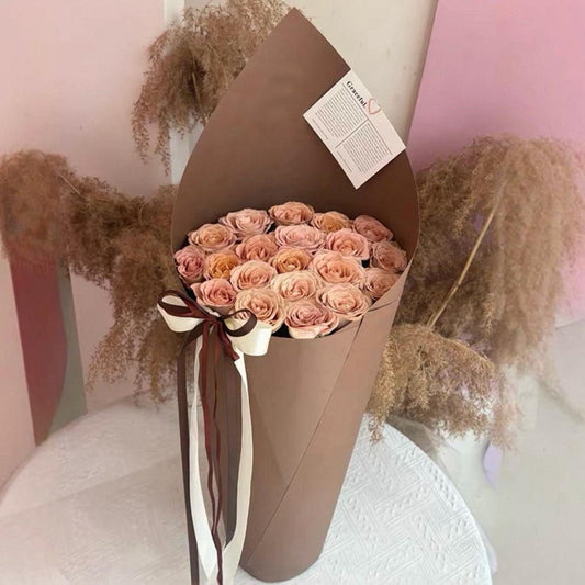 Lyla's Bouquet – 20 Peach Roses