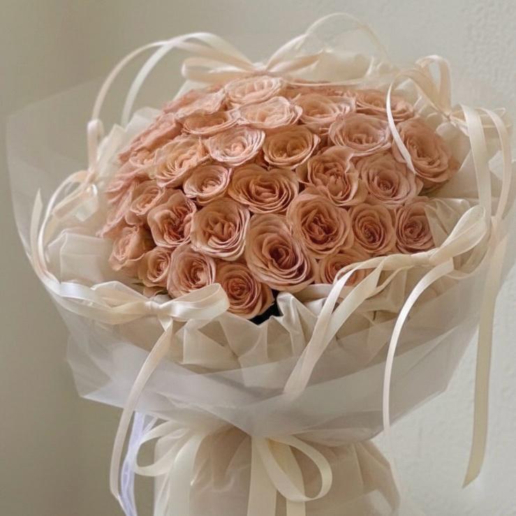 Joyce's Bouquet – 38 Peach Roses
